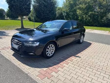 Audi A4 2.0 TDI 136 Attraction