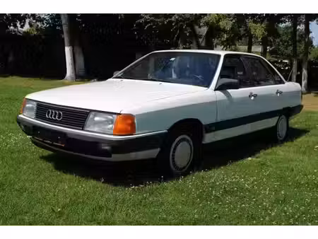 Audi 100 1.8