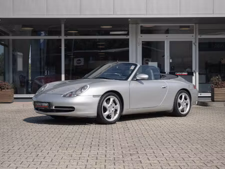 Porsche 911 Carrera 4 3.4 300 4x4