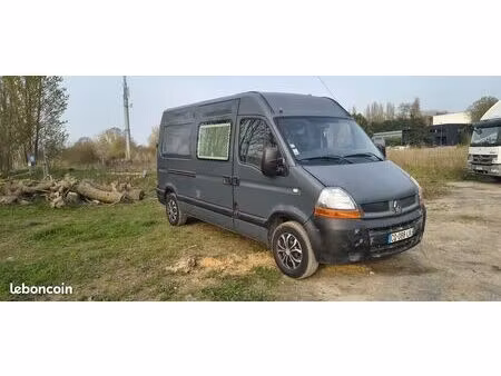 Renault Master 2.5 dCi 100