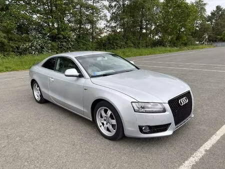 Audi A5 V6 2.7 TDI 190