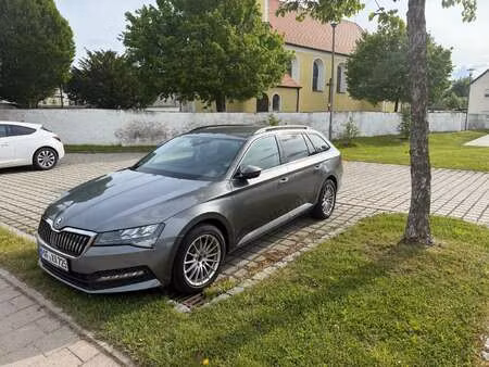 Škoda Superb 2.0 TDI 200