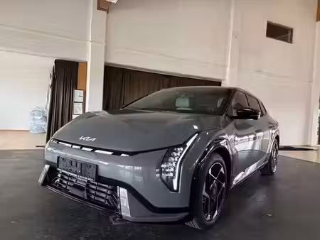 Kia EV4 204 GT Line