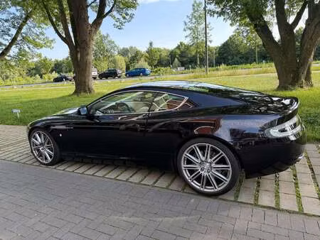 Aston Martin DB9 V12 5.9 450
