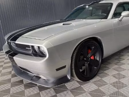 Dodge Challenger SRT
