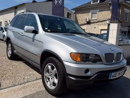 BMW X5 44i 4.4 286 Luxe