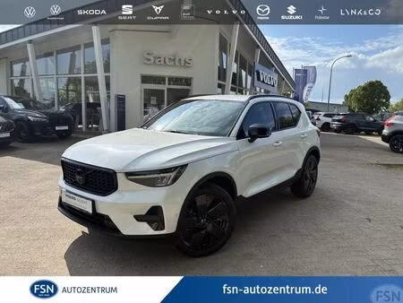 Volvo XC40 B3 2.0 163 Black Edition