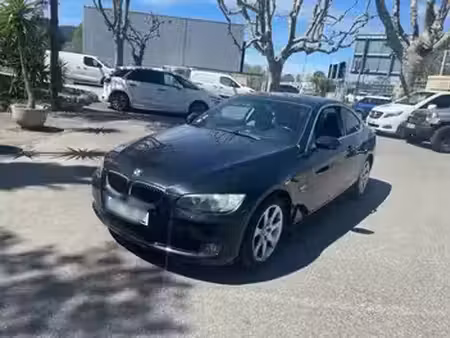 BMW Série 3 330d 3.0 245 Luxe