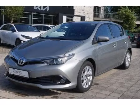 Toyota Auris 1.2 116
