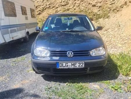 Volkswagen Golf 1.6 Highline