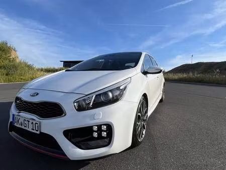 Kia Ceed GT 1.6 T GDi 204