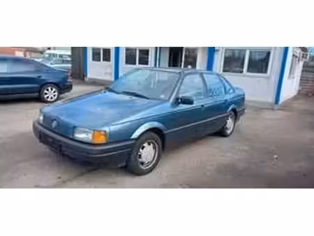 Volkswagen Passat 1.8 90 CL