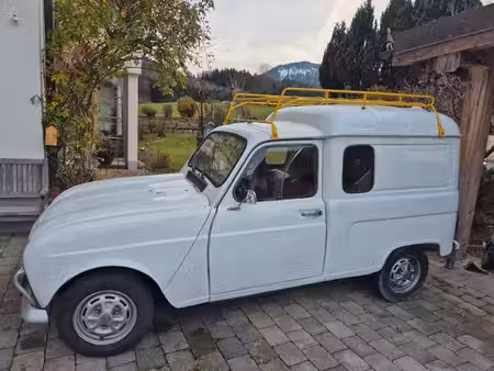 Renault R4 