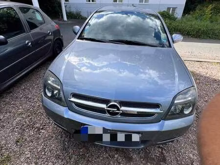 Opel Vectra 2.2 155