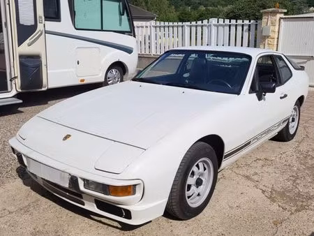 Porsche 924 