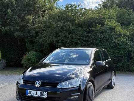 Volkswagen Golf 1.2 TSI 105 Confortline