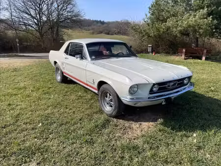 Ford Mustang 