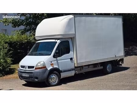 Renault Master 2.5 dCi 120