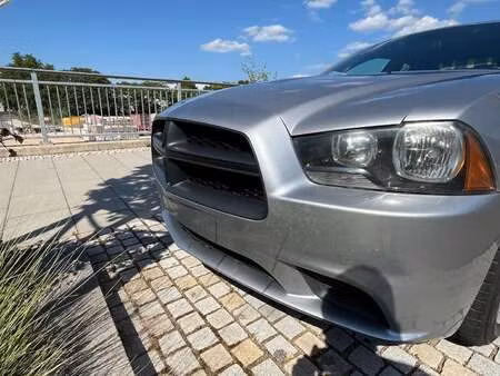 Dodge Charger V8 5.7