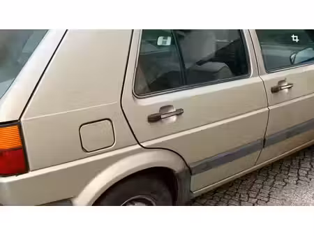 Volkswagen Golf 1.8 90