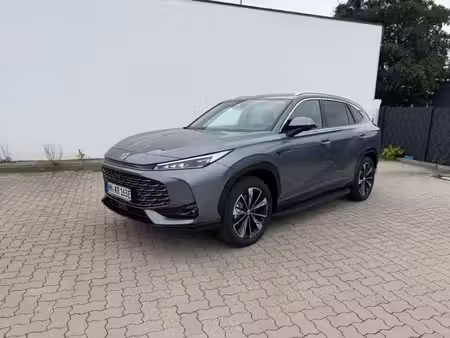 MG HS Luxury