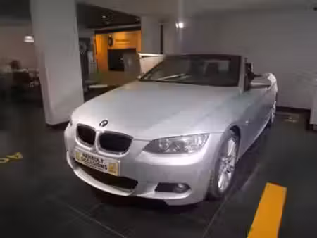 BMW Série 3 320i 170 Confort