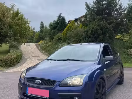 Ford Focus 1.6 100 Sport