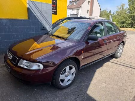 Audi A4 1.6 101