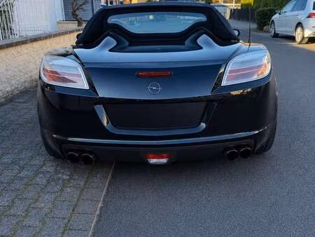 Opel GT 2.0 T 264