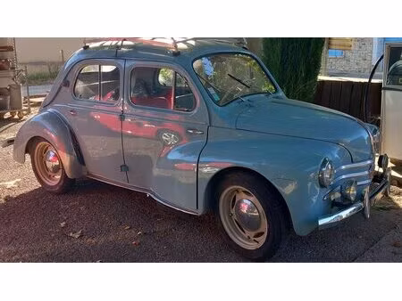 Renault 4CV 