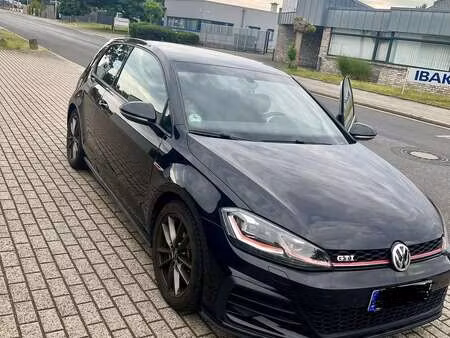 Volkswagen Golf GTI 2.0 TFSI 230 Performance