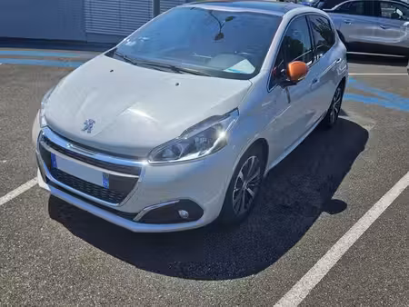Peugeot 208 1.2