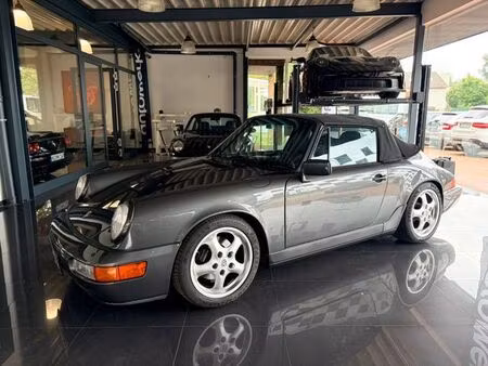 Porsche 911 Carrera 4 3.6