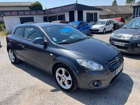 Kia Ceed 2.0 CRDi 140 Sport