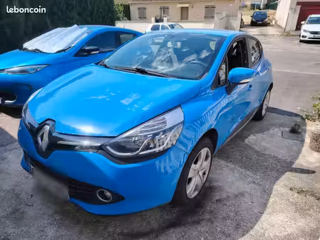 Renault Clio 1.2 75
