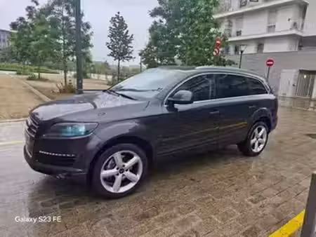 Audi Q7 V6 3.0 TDI Avus quattro