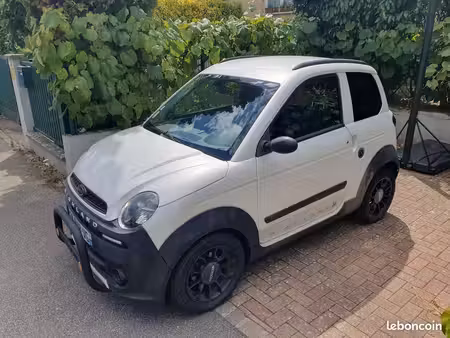 Microcar MGO 