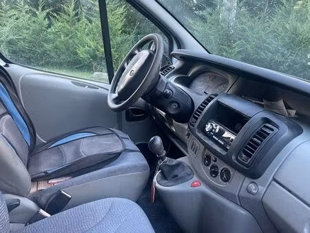 Renault Trafic 1.9 dCi 100
