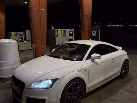 Audi TT 2.0 TFSI 211 S line