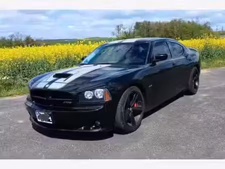 Dodge Charger V8 6.1