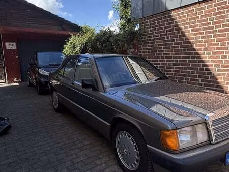 Mercedes-Benz 190 2.0