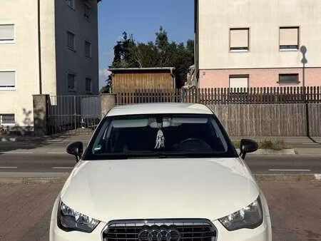 Audi A1 1.6 TDI 90 Attraction