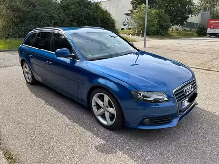 Audi A4 V6 2.7 TDI 190 S line