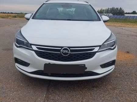 Opel Astra 1.6 CDTI 110 Business Edition