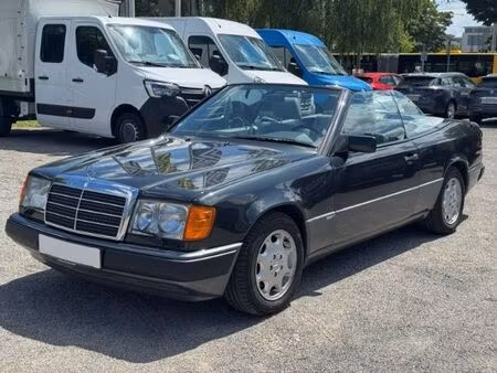 Mercedes-Benz Classe E E 300
