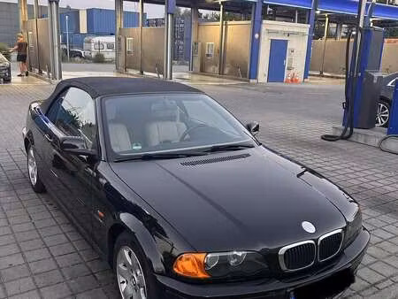 BMW Série 3 318i 2.0 143
