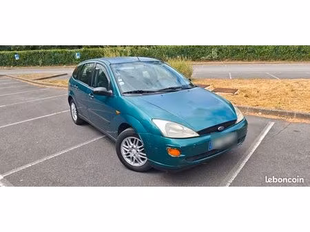 Ford Focus 1.6 100