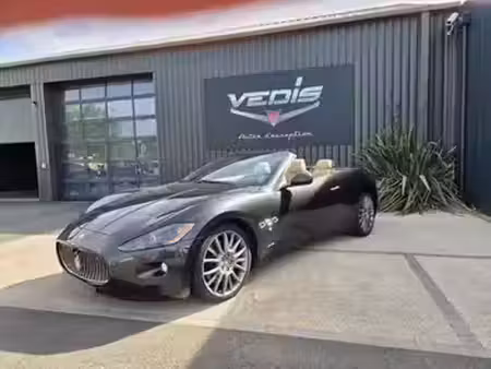 Maserati Grancabrio V8 4.7 440