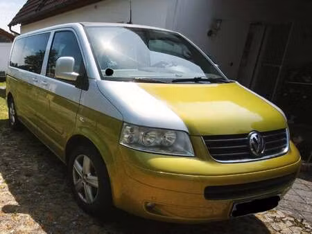 Volkswagen Transporter T5 2.5 TDI 174 United