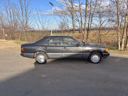 Mercedes-Benz Classe E 230 E
